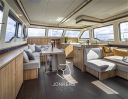 [I] linssen-55-sl-ac-variotop-int-20220920-558.jpg