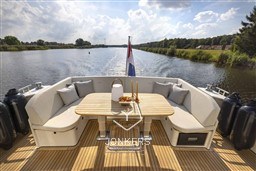 [E] linssen-55-sl-ac-variotop-20220906-309.jpg