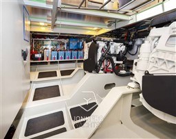 [I] linssen-55-sl-ac-variotop-int-20220927-428.jpg