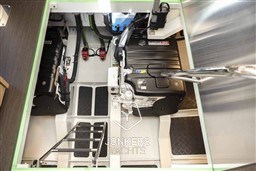 [I] linssen-55-sl-ac-variotop-int-20220927-435.jpg