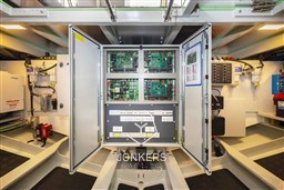 [I] linssen-55-sl-ac-variotop-int-20220927-430.jpg