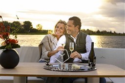 [I] linssen-55-sl-ac-variotop-int-20220927-522.jpg