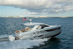 [E] Tom_King-2361-800px.JPG