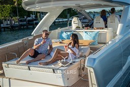 [E] Tom_King-2355-800px.JPG