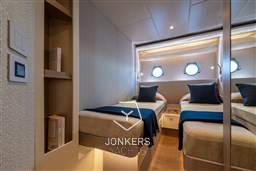 [I] Absolute_Navetta62_26