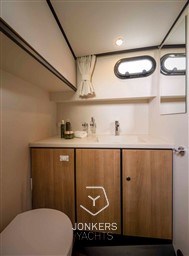 [I] jonkers_linssen-35-AC-Sedan-interieur_11.jpg