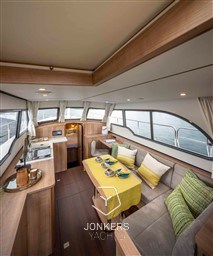 [I] jonkers_linssen-35-AC-Sedan-interieur_07.jpg