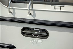 [E] 603c3b7a-b1d3-4362-9258-7a181803ba18.jpg