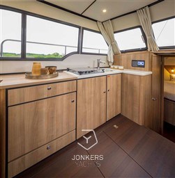 [I] jonkers_linssen-35-AC-Sedan-interieur_06.jpg