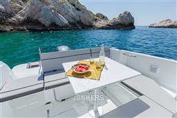 [E] 614da7cf0000000000000003.jpg