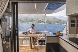 [E] Absolute-47FLY-15