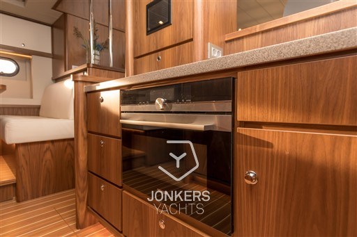 [I] Linssen Grand Sturdy 590 AC Variotop @ Jonkers Yachts