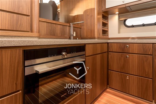 [I] Linssen Grand Sturdy 590 AC Variotop @ Jonkers Yachts