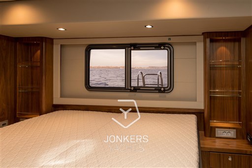 [I] Linssen Grand Sturdy 590 AC Variotop @ Jonkers Yachts