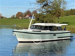 [E] Linssen_35SL_sedan9.jpg