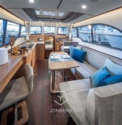 [I] jonkers_linssen-30-SL-Sedan-interieur_09.jpg