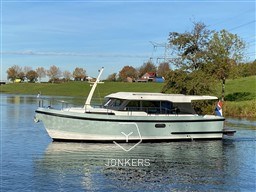 [E] Linssen_35SL_sedan10.jpg