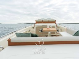 [E] Invictus GT370 Jonkers Yachts # (65).jpg