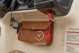 [E] Invictus GT370 Jonkers Yachts # (24).jpg
