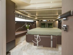 [I] Invictus GT370 - Jonkers Yachts # (23).jpg