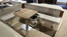 [E] Invictus GT370 - Jonkers Yachts (14).jpeg
