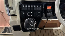 [E] Invictus GT370 - Jonkers Yachts (8).jpeg