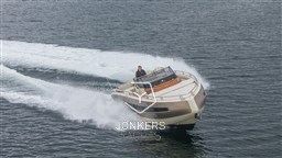 [E] Invictus GT370 Jonkers Yachts # (90).jpg