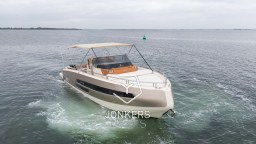 [E] Invictus GT370 Jonkers Yachts (3).jpg