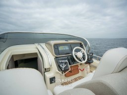 [E] Invictus GT370 Jonkers Yachts # (54).jpg