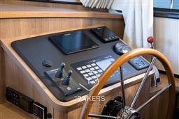 [I] jonkers_linssen-30-SL-Sedan-interieur_08.jpg