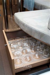 [I] jonkers_linssen-30-SL-Sedan-interieur_02.jpg