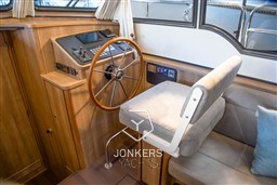 [I] jonkers_linssen-30-SL-Sedan-interieur_07.jpg