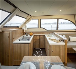 [I] Linssen-40-SL-AC-int-2021036-0100