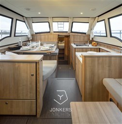 [I] Linssen-40-SL-AC-int-2021036-0061