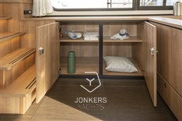 [I] Linssen-40-SL-AC-int-2021036-0440