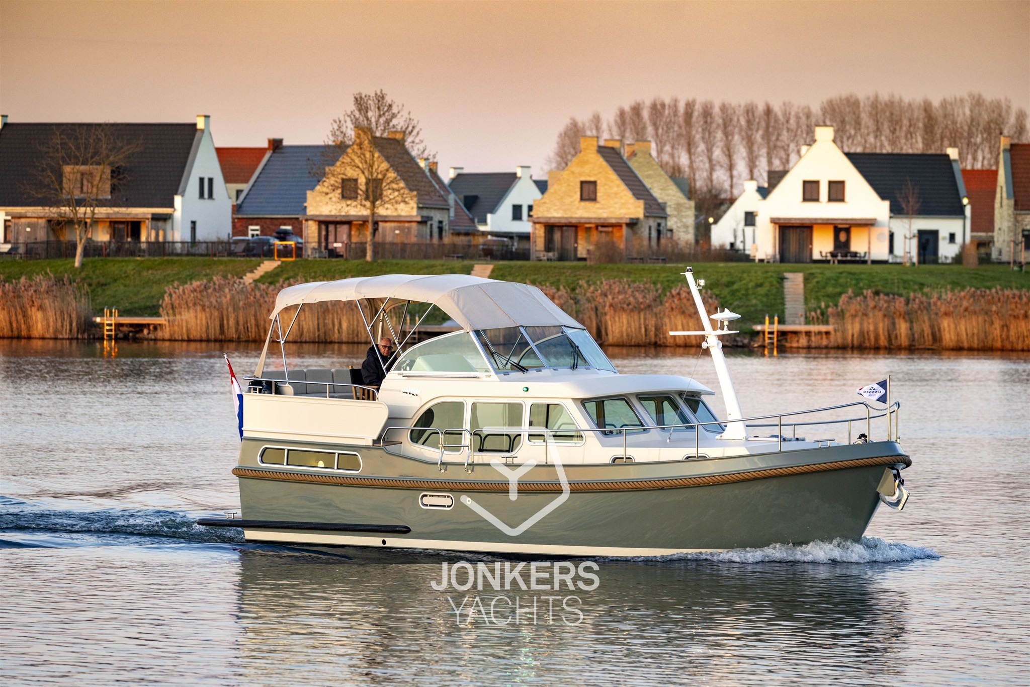 [E] Grand Sturdy 35.1 AC (21).jpg
