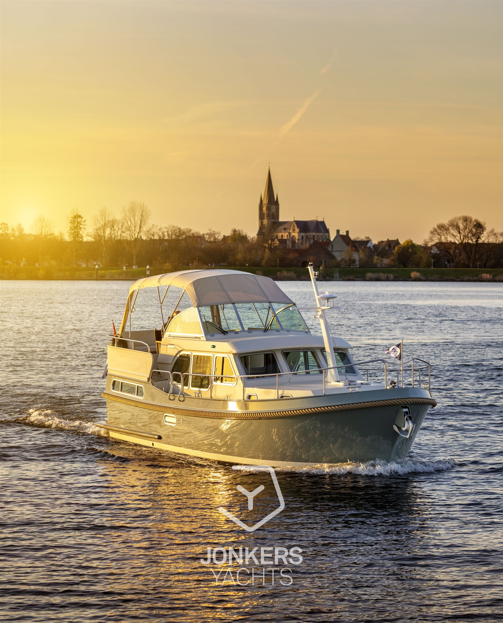 [E] Grand Sturdy 35.1 AC (1).jpg