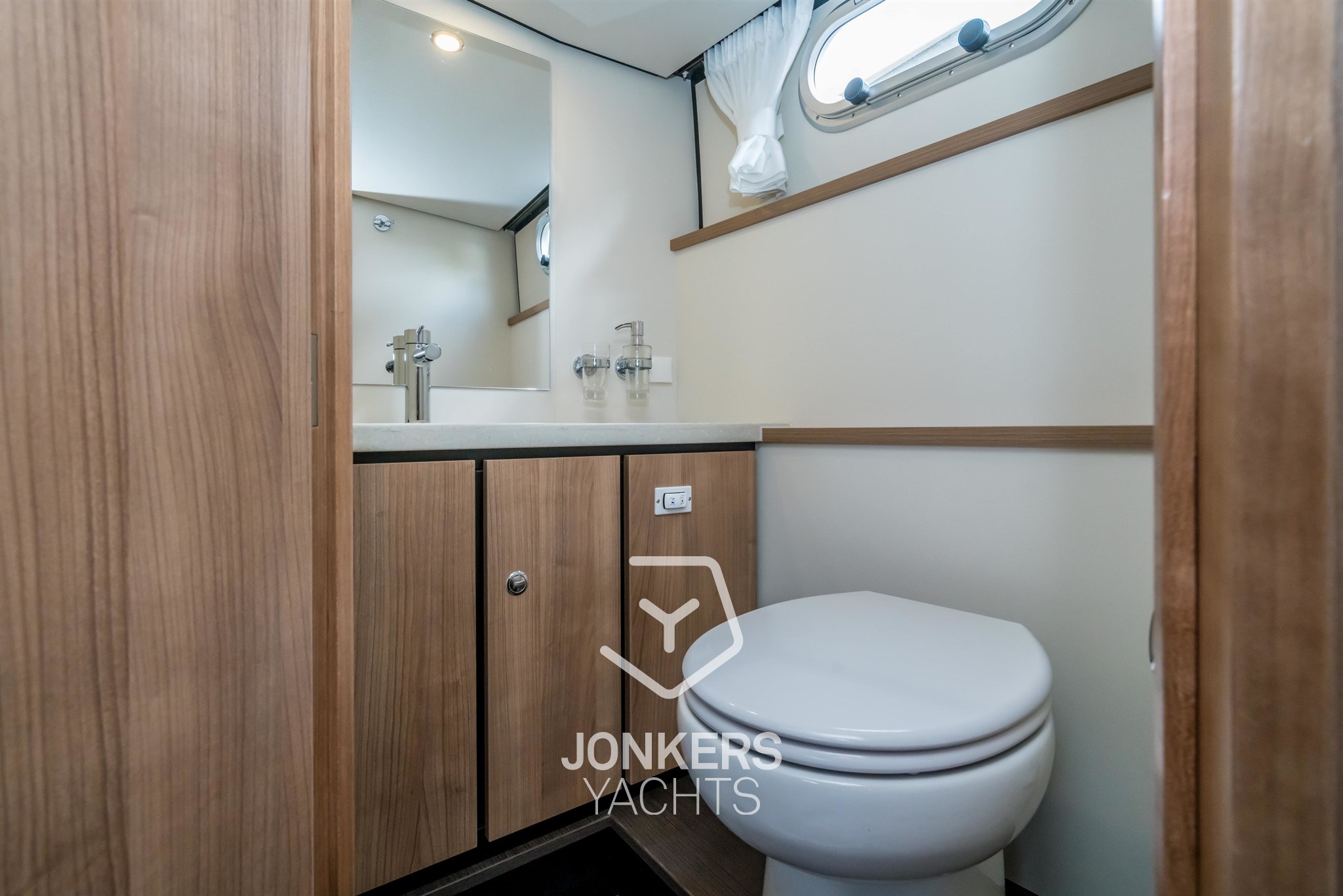 [I] 21_mei_2021_Linssen_Yachts_GS30AC-09474-min.jpg