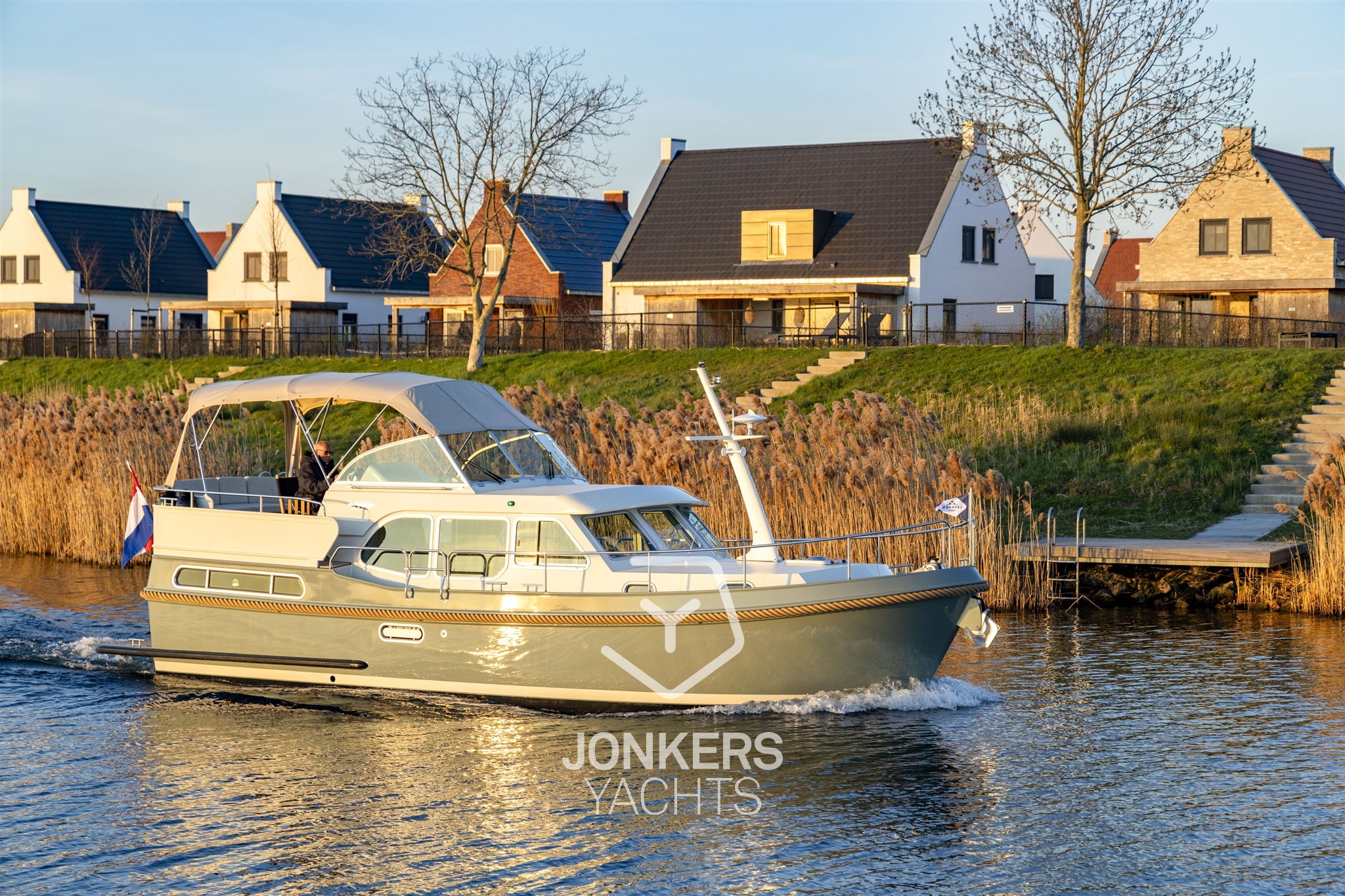 [E] Grand Sturdy 35.1 AC (18).jpg