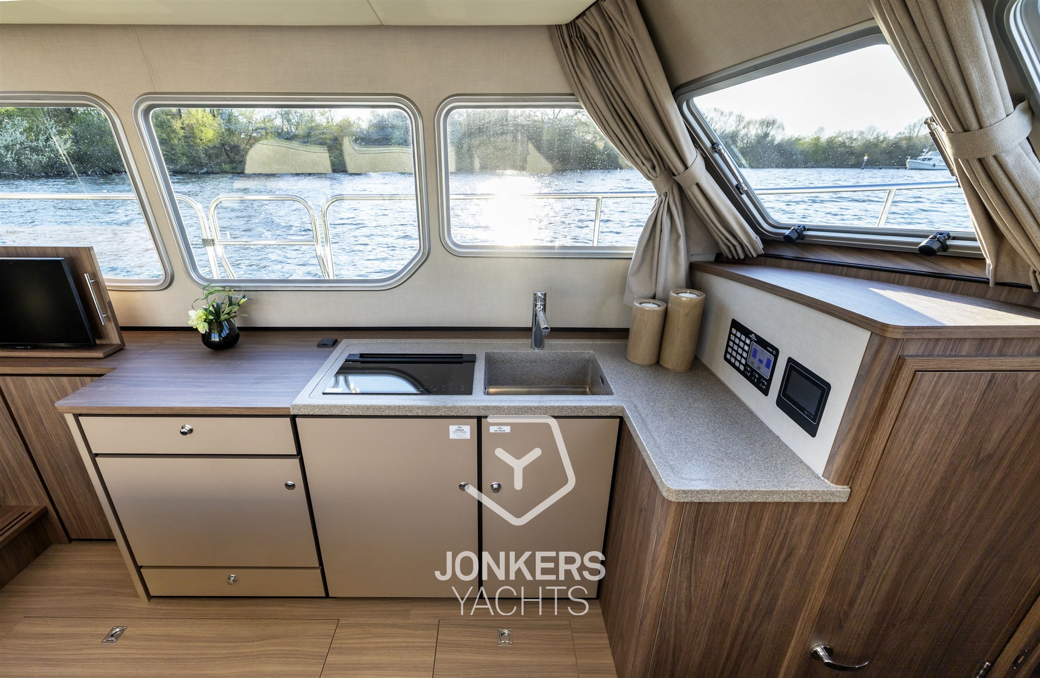 [I] Grand Sturdy 35.1 AC (11).jpg