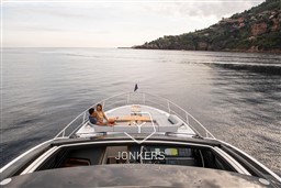 [E] Phantom_65_Exterior_5189.jpg