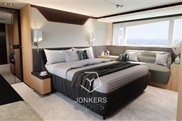 [I] Phantom_65_Interior_Oak_CGI_07.jpg