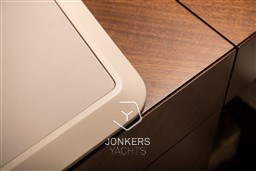 [I] Phantom_65_Detail_5060.jpg