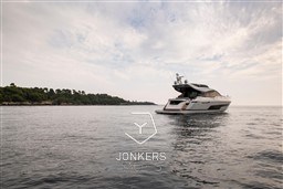 [E] Phantom_65_Exterior_4885.jpg