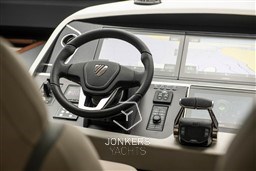 [I] Phantom_65_Detail_5012.jpg