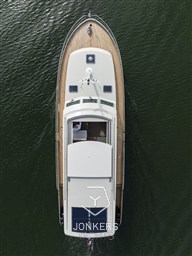 [E] Linssen Grand Sturdy 45.1 Sedan Mystic Green (4).jpg