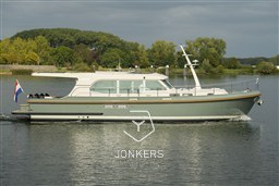 [E] Linssen Grand Sturdy 45.1 Sedan Mystic Green (11).jpg