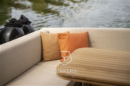 [E] Linssen Grand Sturdy 45.1 Sedan Mystic Green (16).jpg
