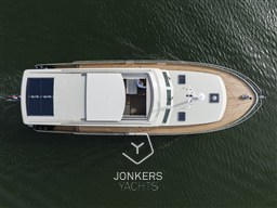 [E] Linssen Grand Sturdy 45.1 Sedan Mystic Green (5).jpg