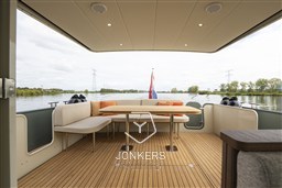 [E] Linssen Grand Sturdy 45.1 Sedan Mystic Green (15).jpg